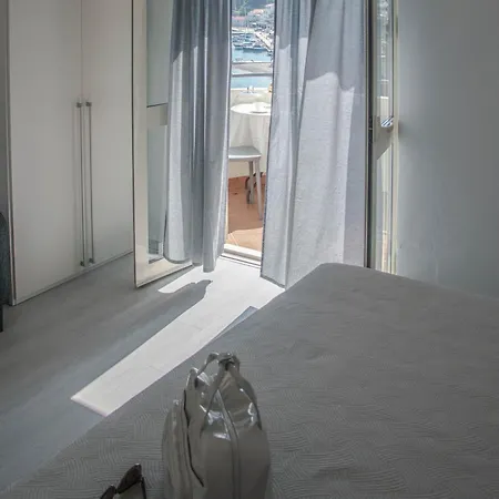 Maestral Lejlighed *