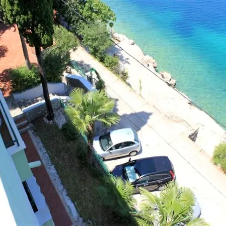 Maestral Apartment