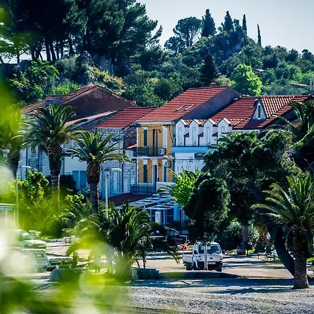 Maestral * Trpanj